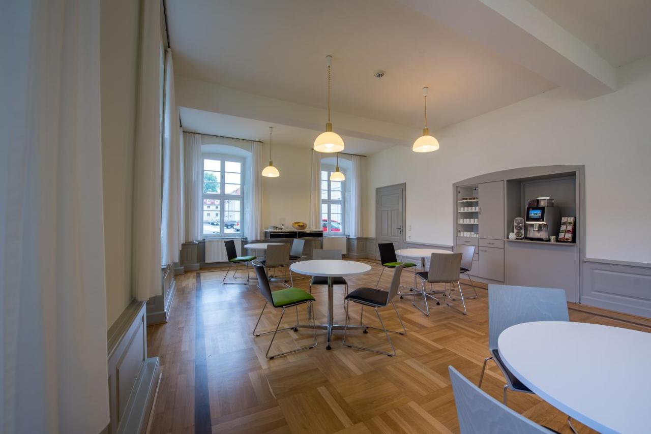 Evangelische Tagungsstaette Hofgeismar Esterno foto